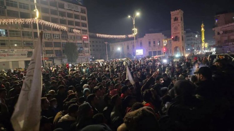 أبناء مدينة حماة يعلنون النفير العام لمساندة قوات وزارة الدفاع في الساحل  لملاحقة فلول النظام المجرم البائد