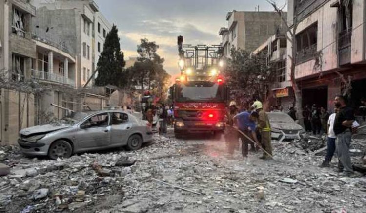 قصف عنيف يضرب طهران ويخلّف دمارًا واسعًا في منطقة سكنية