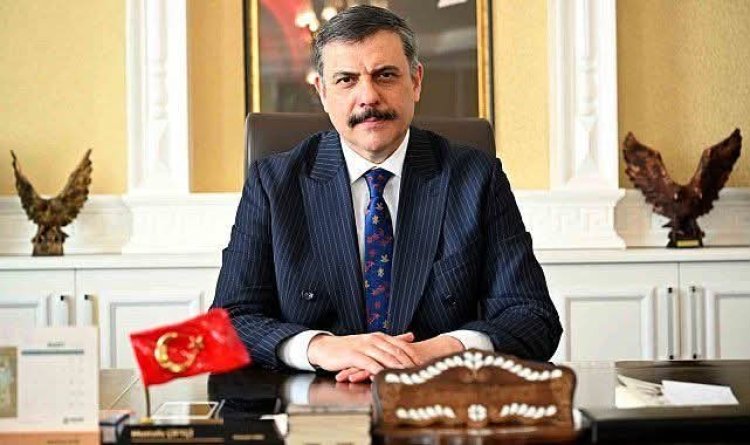 تركيا تعفي السوريين المشمولين بالحماية المؤقتة من تصريح العمل